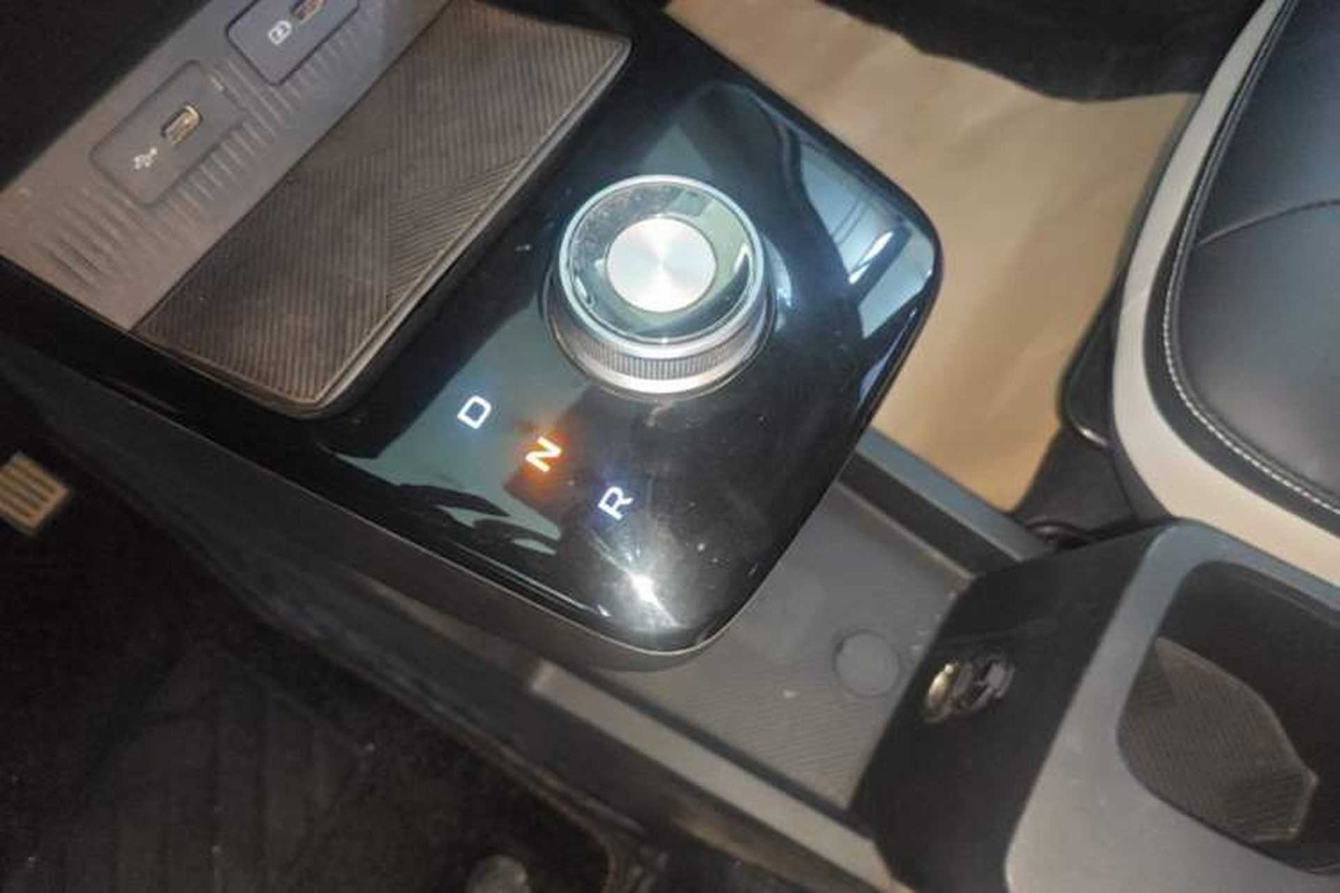 Used Geometry E Firefly 2022 320KM Cute Tiger 4-Seater Gear Lever