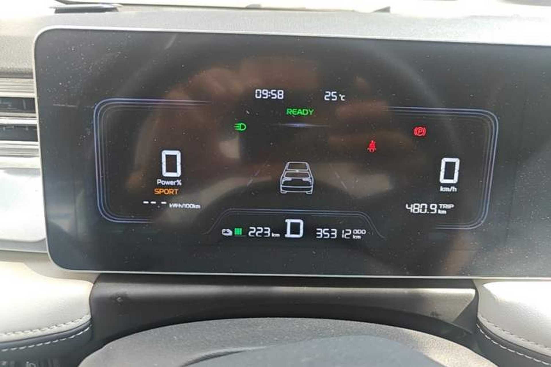 Used Geometry E Firefly 2022 401 km Linglong Tiger 4 Seats Instrument Cluster