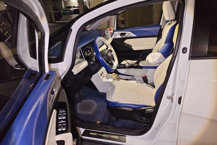 Used Geometry E Firefly 2022 401 km Linglong Tiger 4 Seats Left Front Seat