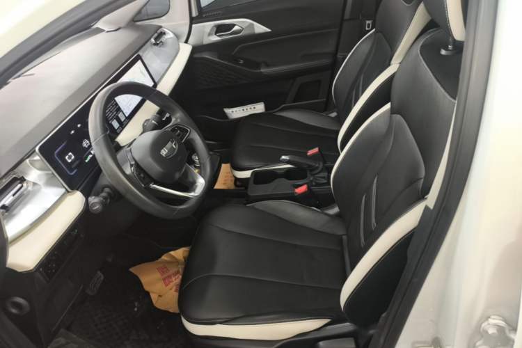 Used Geometry E Firefly 2022 320KM Cute Tiger 4-Seater Left Front Seat