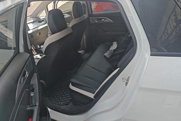 Used Geometry E Firefly 2022 401 km Linglong Tiger 4 Seats Left Rear Seat