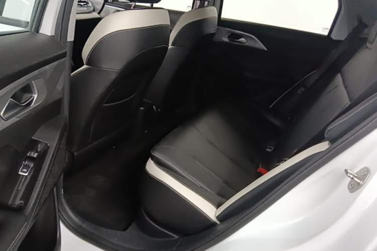 Used Geometry E Firefly 2022 320KM Cute Tiger 4-Seater Left Rear Seat
