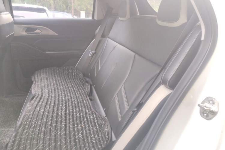 Used Geometry E Firefly 2022 401 km Linglong Tiger 4 Seats Left Rear Seat