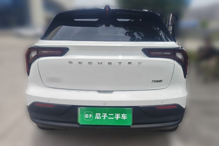 Used Geometry E Firefly 2022 401 km Linglong Tiger 4 Seats Rear