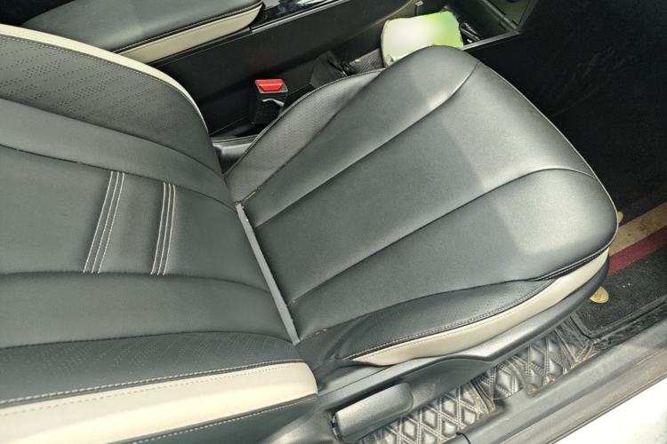 Used Geometry E Firefly 2022 401 km Linglong Tiger 4 Seats Right Front Seat