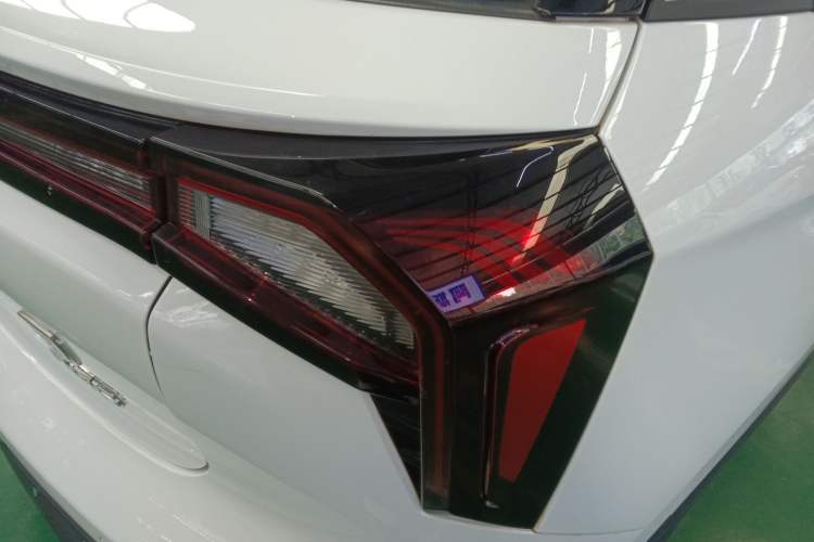 Used Geometry E Firefly 2022 401 km Linglong Tiger 4 Seats Right Rear Taillight