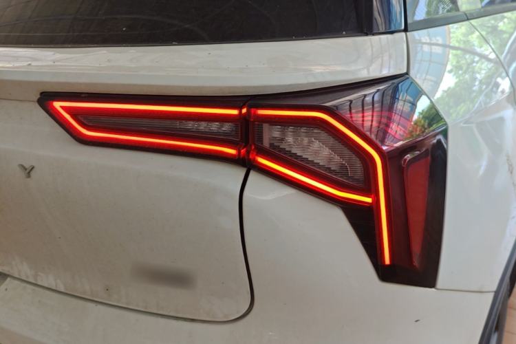 Used Geometry E Firefly 2022 320KM Cute Tiger 4-Seater Right Rear Taillight