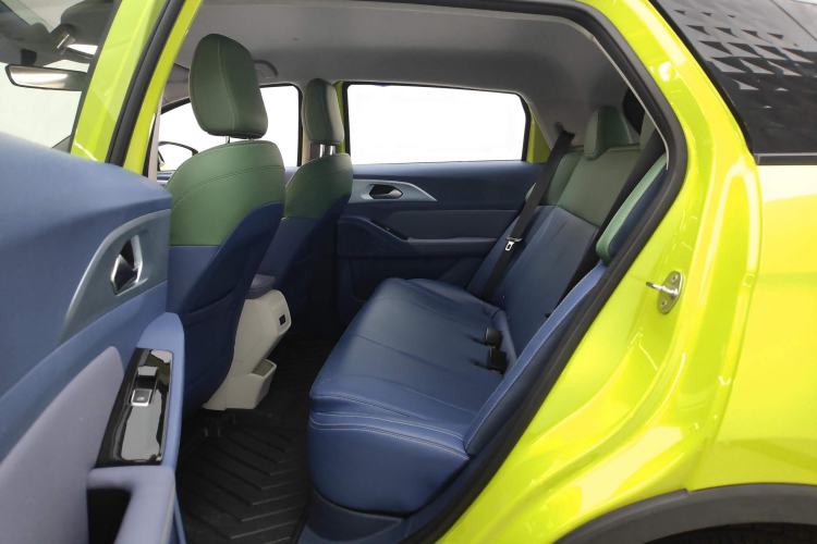 Used Geometry E Firefly 2022 401 km Linglong Tiger 4 Seats Left Rear Seat