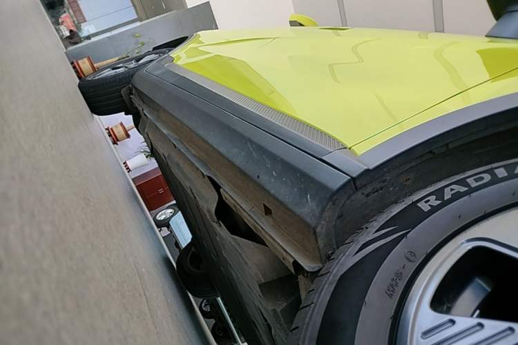 Used Geometry E Firefly 2022 401KM Lightning Tiger 4-Seater Right Side Sill