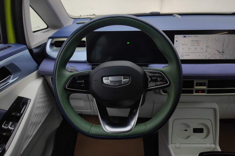 Used Geometry E Firefly 2022 401 km Linglong Tiger 4 Seats Steering Wheel