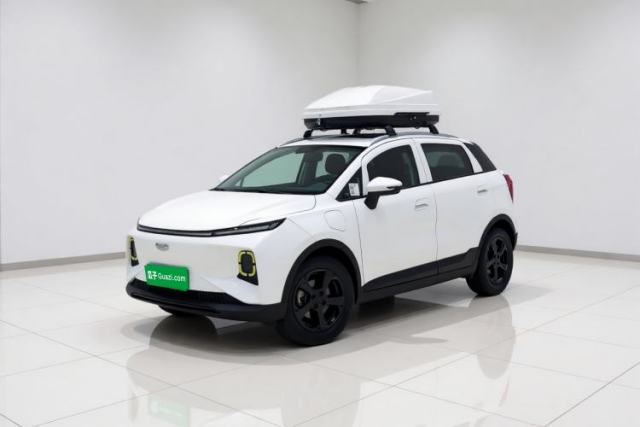 Ojetý Geometry E Firefly 2023 401KM Linglong Tiger 5-Seater