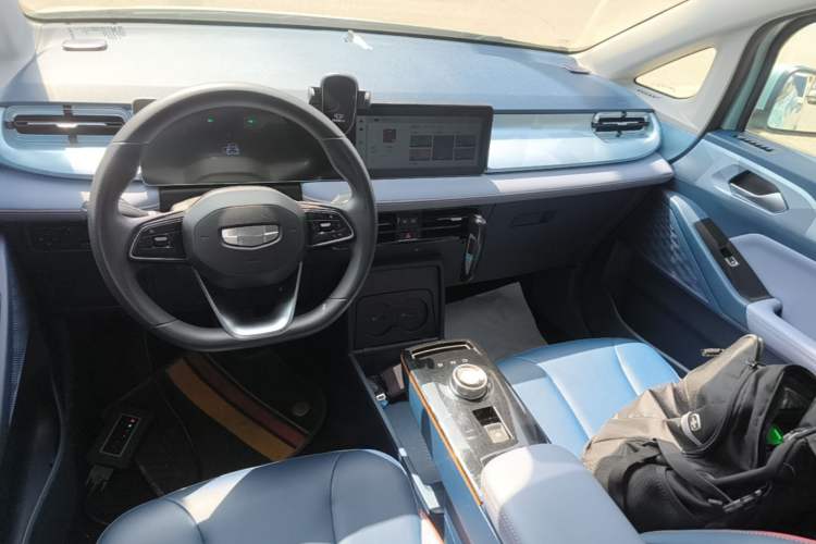 Used Geometry E Firefly 2023 401KM Linglong Tiger 5-Seater Audio And AC Panel