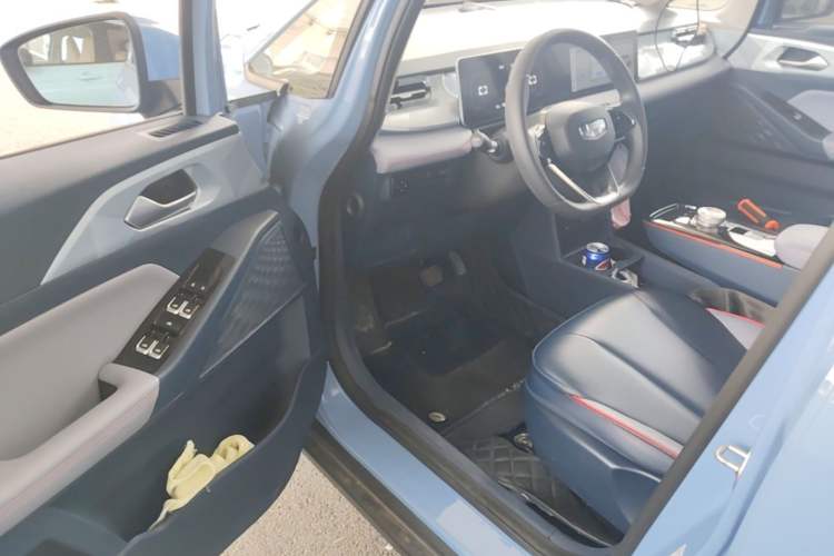 Used Geometry E Firefly 2023 401KM Linglong Tiger 5-Seater Driver Seat