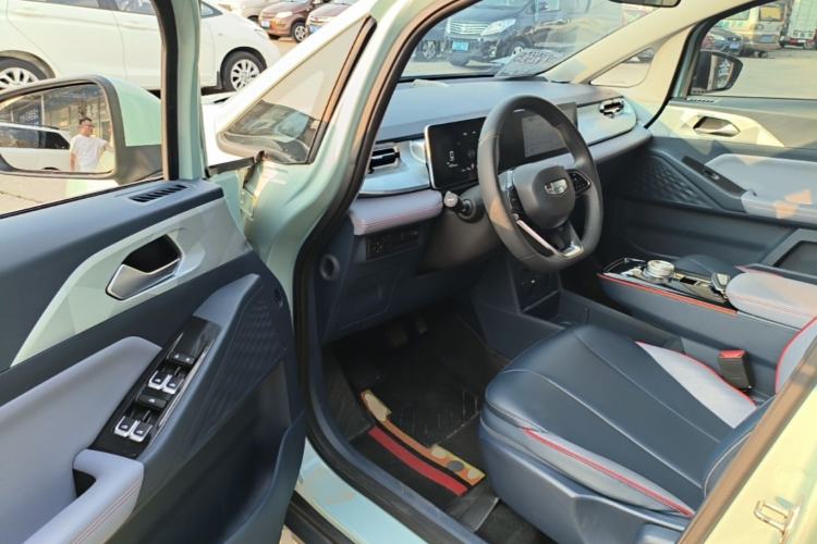 Used Geometry E Firefly 2023 401KM Linglong Tiger 5-Seater Driver Seat