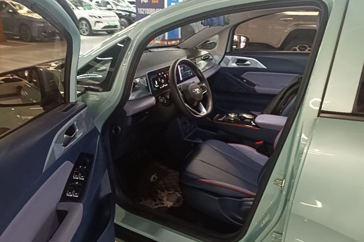 Used Geometry E Firefly 2023 401KM Linglong Tiger 5-Seater Driver Seat