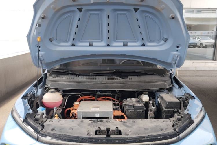 Used Geometry E Firefly 2023 401KM Linglong Tiger 5-Seater Engine Bay