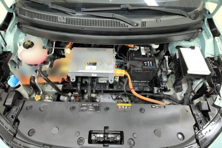 Used Geometry E Firefly 2023 401KM Lightning Tiger 5-Seater Engine Bay