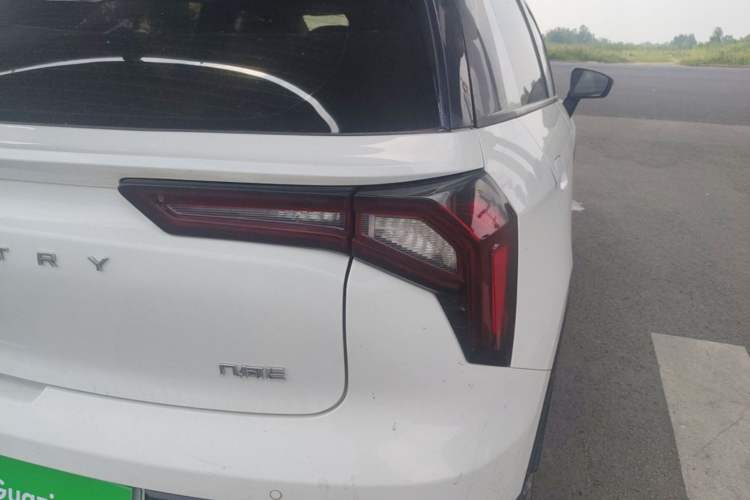 Used Geometry E Firefly 2023 401KM Linglong Tiger 5-Seater Exterior 3