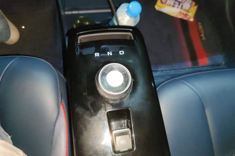 Used Geometry E Firefly 2023 401KM Linglong Tiger 5-Seater Gear Lever