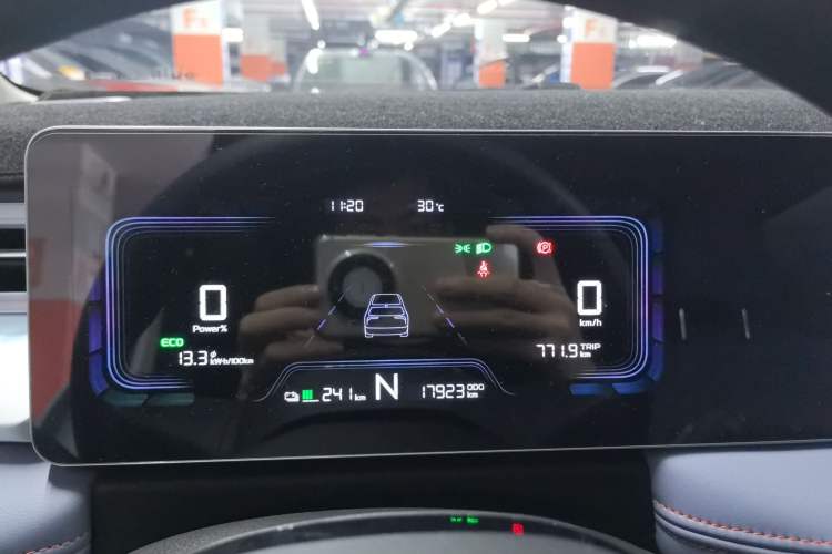 Used Geometry E Firefly 2023 401KM Linglong Tiger 5-Seater Instrument Cluster