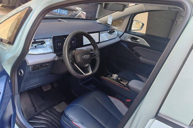 Used Geometry E Firefly 2023 401KM Linglong Tiger 5-Seater Interior 3