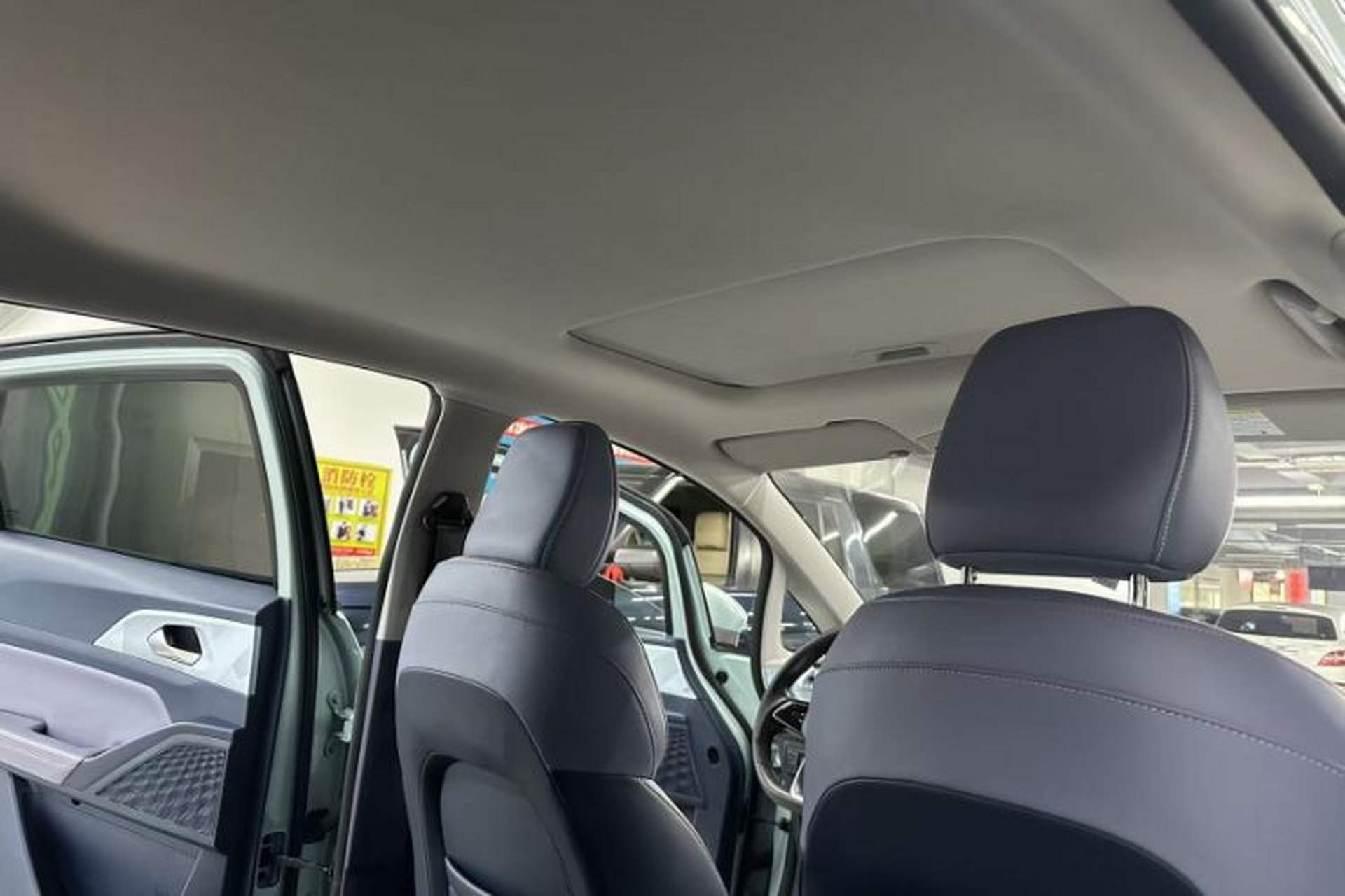 Used Geometry E Firefly 2023 401KM Linglong Tiger 5-Seater Interior 4