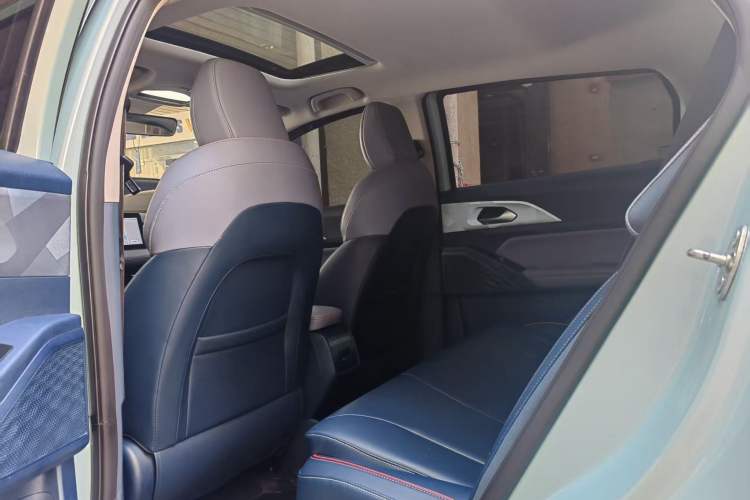 Used Geometry E Firefly 2023 401KM Linglong Tiger 5-Seater Interior 4