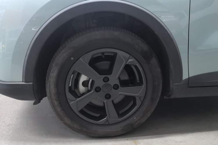 Used Geometry E Firefly 2023 401KM Linglong Tiger 5-Seater Left Front Wheel Hub