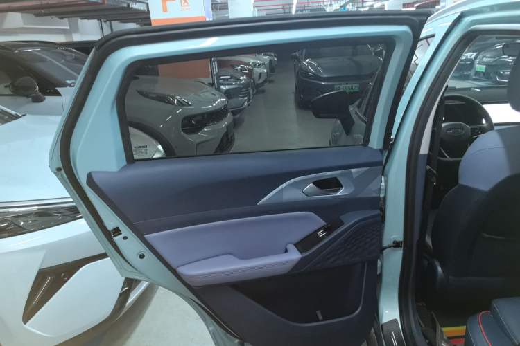 Used Geometry E Firefly 2023 401KM Linglong Tiger 5-Seater Left Rear Door Interior
