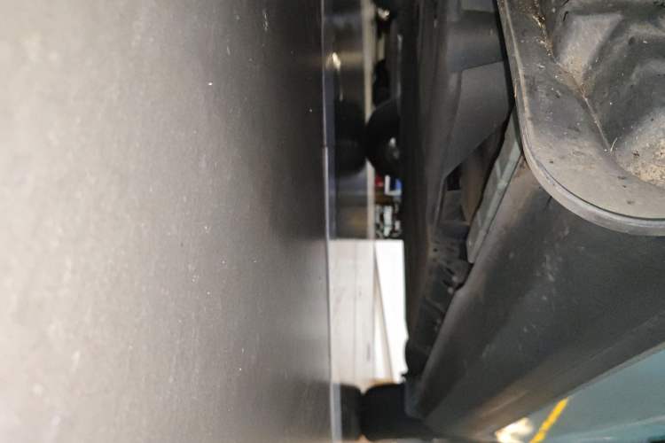Used Geometry E Firefly 2023 401KM Linglong Tiger 5-Seater Left Side Sill