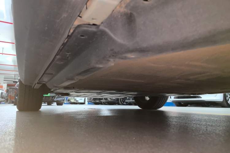Used Geometry E Firefly 2023 401KM Linglong Tiger 5-Seater Left Side Sill