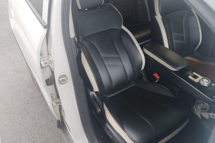 Used Geometry E Firefly 2023 401KM Linglong Tiger 5-Seater Right Front Seat