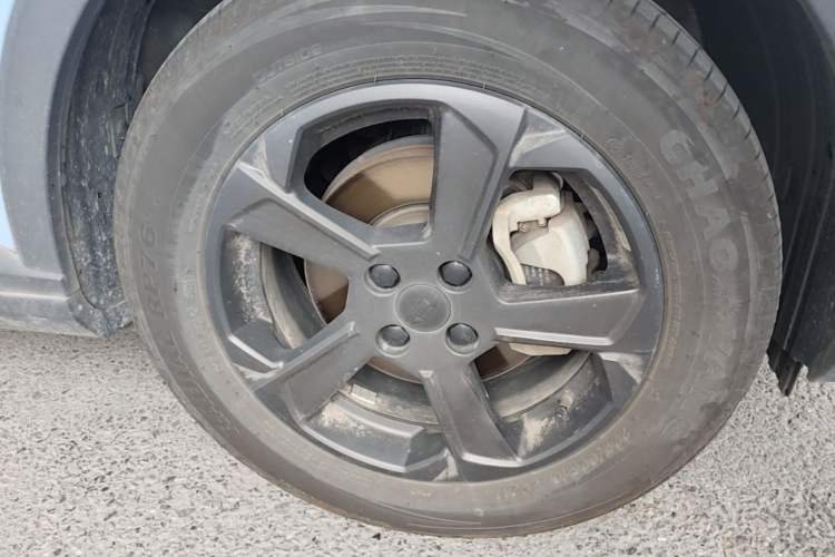 Used Geometry E Firefly 2023 401KM Linglong Tiger 5-Seater Right Front Wheel Hub