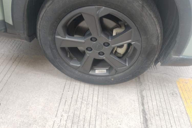 Used Geometry E Firefly 2023 401KM Linglong Tiger 5-Seater Right Front Wheel Hub