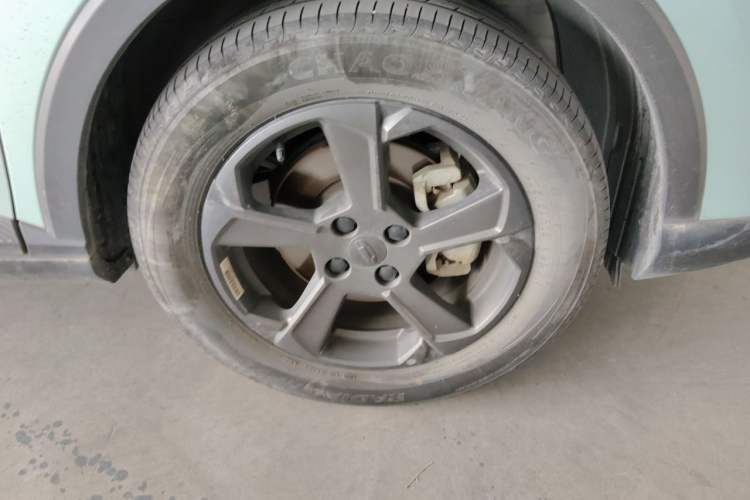 Used Geometry E Firefly 2023 401KM Linglong Tiger 5-Seater Right Front Wheel Hub