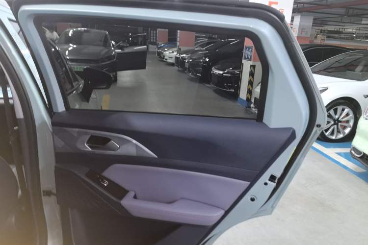 Used Geometry E Firefly 2023 401KM Linglong Tiger 5-Seater Right Rear Door Interior