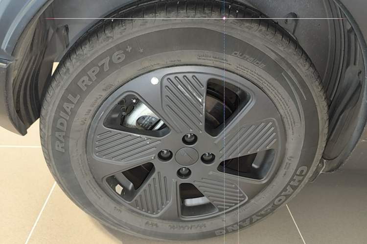 Used Geometry E Firefly 2023 401KM Lightning Tiger 5-Seater Right Rear Wheel Hub