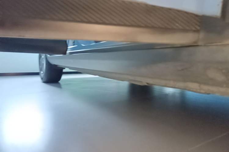 Used Geometry E Firefly 2023 401KM Linglong Tiger 5-Seater Right Side Sill