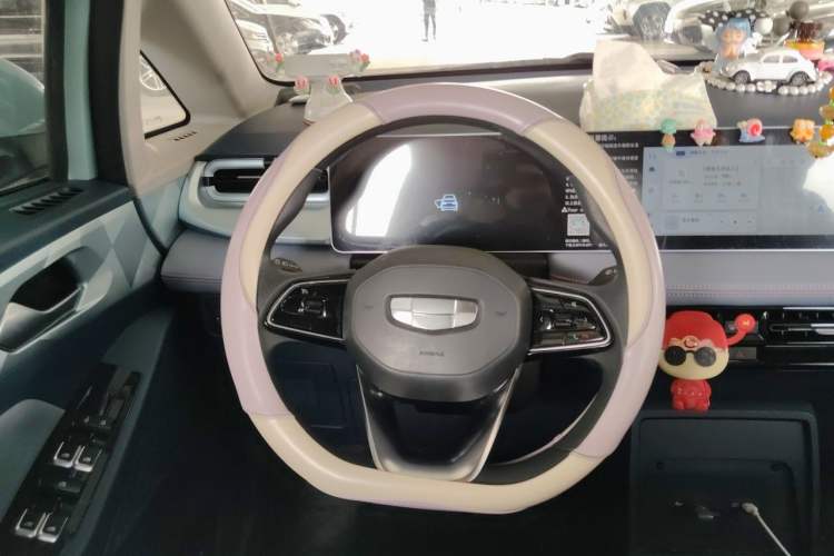 Used Geometry E Firefly 2023 401KM Linglong Tiger 5-Seater Steering Wheel