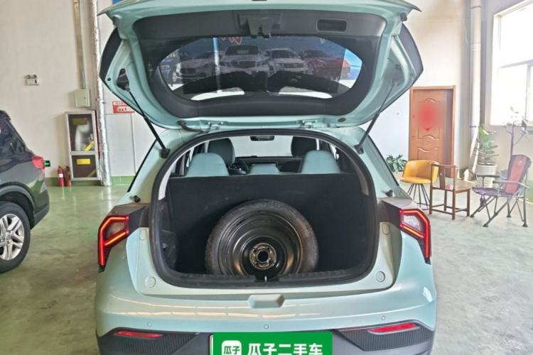 Used Geometry E Firefly 2023 401KM Linglong Tiger 5-Seater Trunk