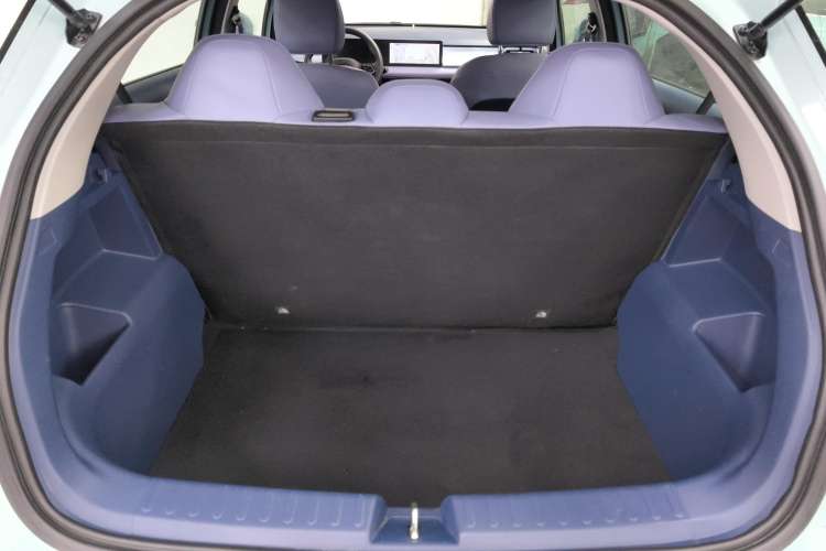 Used Geometry E Firefly 2023 401KM Lightning Tiger 5-Seater Trunk