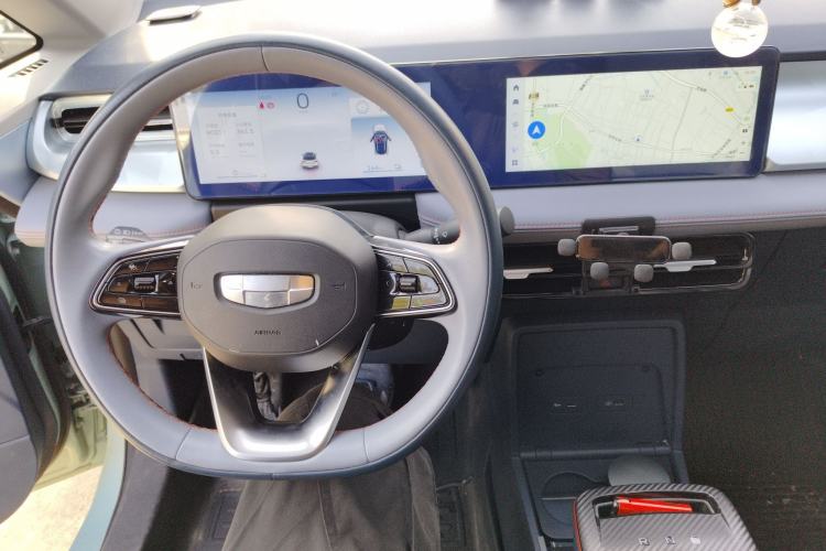 Used Geometry E Firefly 2023 401KM Linglong Tiger 5-Seater Interior 2