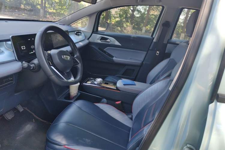Used Geometry E Firefly 2023 320KM Cute & Handsome Tiger 5 Seats Left Front Seat