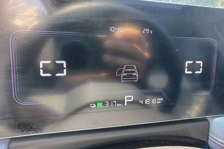 Used Geometry E Firefly 2023 401KM Linglong Tiger 5-Seater Odometer Close Up