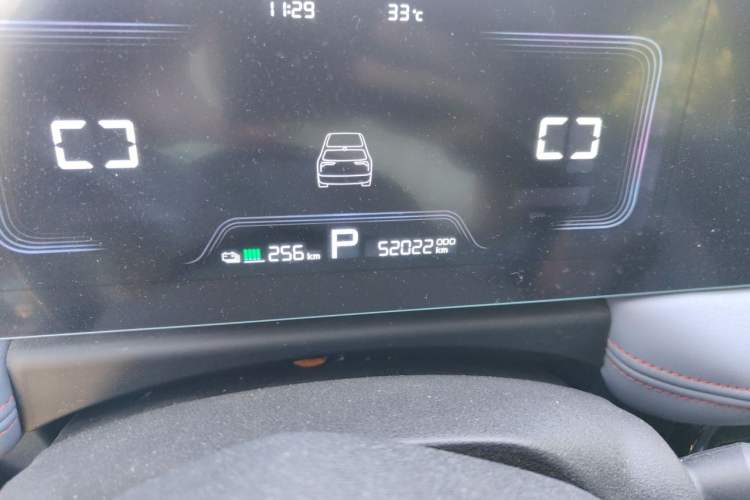 Used Geometry E Firefly 2023 320KM Cute & Handsome Tiger 5 Seats Odometer Close Up