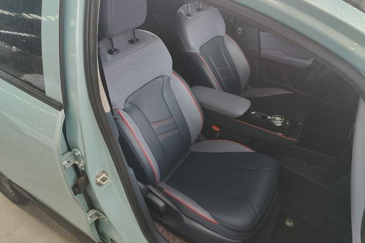 Used Geometry E Firefly 2023 401KM Linglong Tiger 5-Seater Right Front Seat