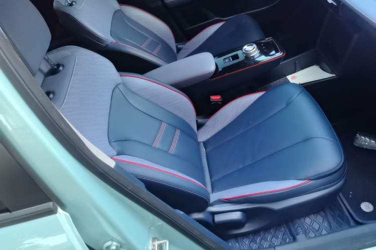 Used Geometry E Firefly 2023 401KM Linglong Tiger 5-Seater Custom Edition Right Front Seat