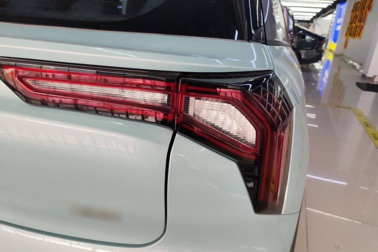 Used Geometry E Firefly 2023 401KM Linglong Tiger 5-Seater Right Rear Taillight