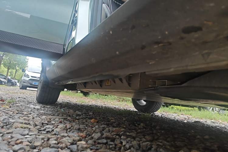 Used Geometry E Firefly 2023 401KM Linglong Tiger 5-Seater Right Side Sill