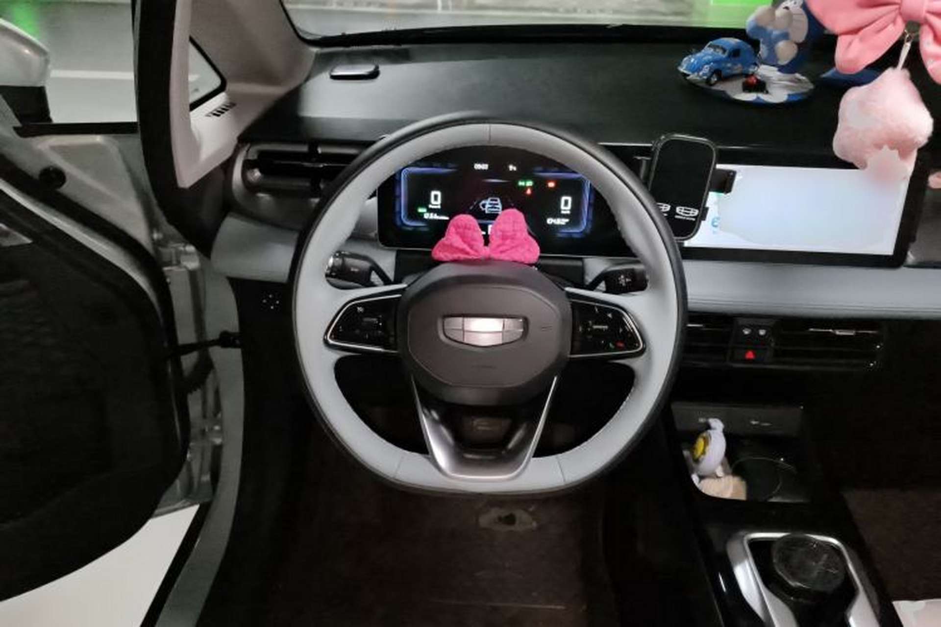 Used Geometry E Firefly 2023 401KM Linglong Tiger 5-Seater Steering Wheel